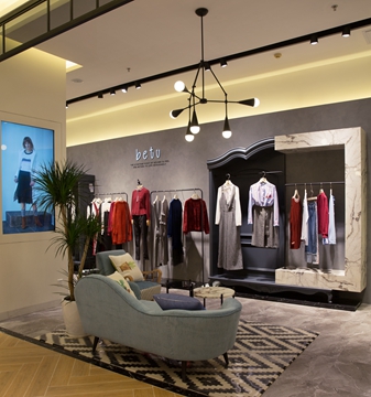 百图品牌旗舰店店面