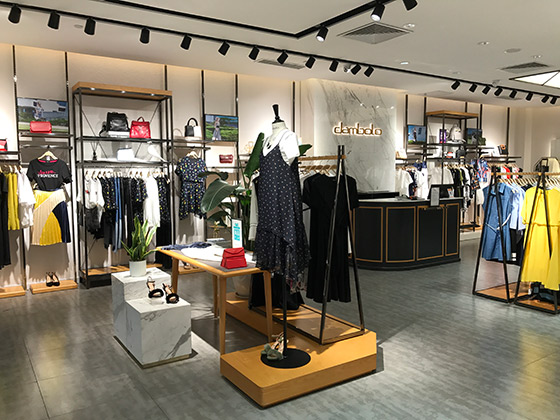 丹比奴实体店