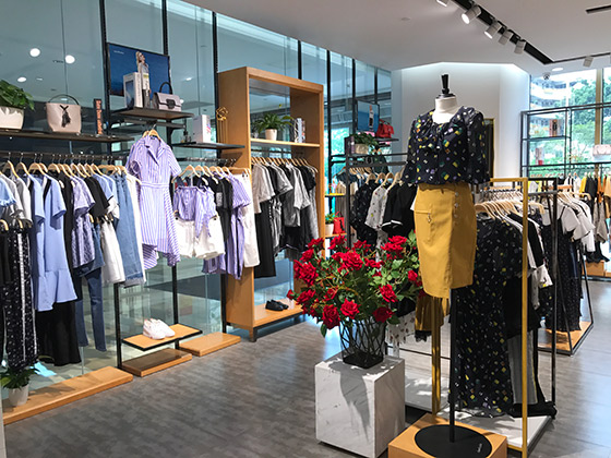 丹比奴实体店